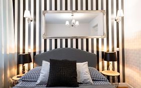 Clicktheflat Old Town Apart Rooms